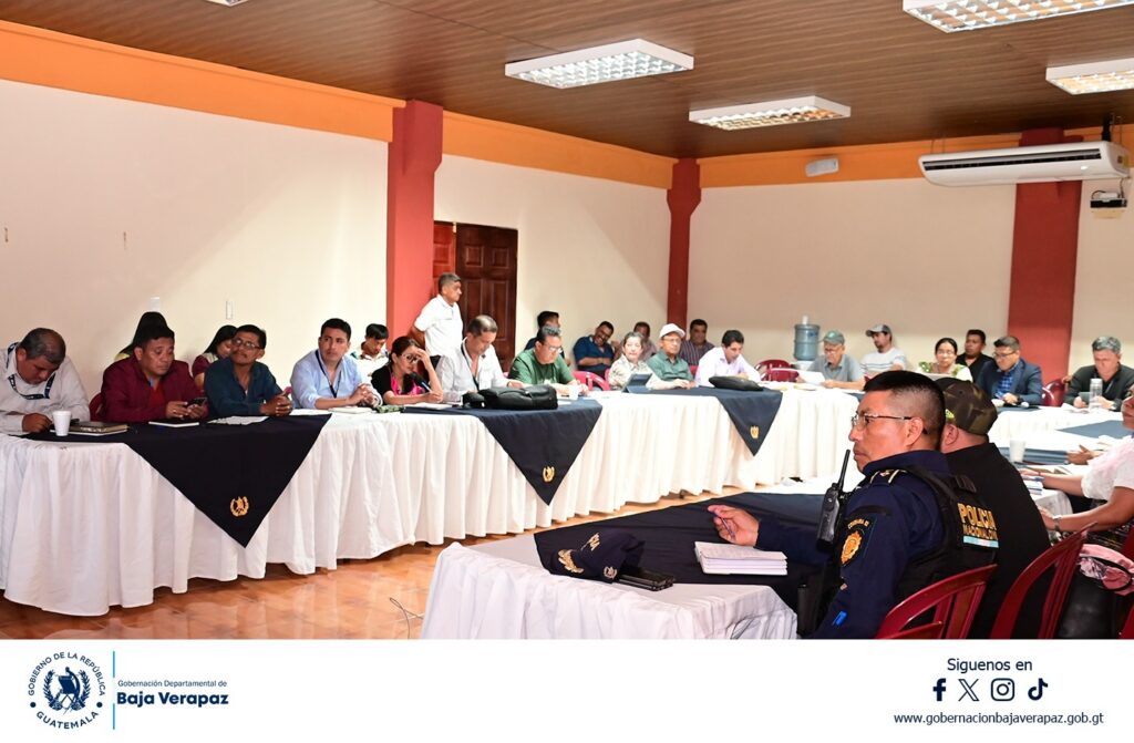 Reunión extraordinaria del Consejo Departamental de Desarrollo Urbano y Rural, Baja Verapaz
